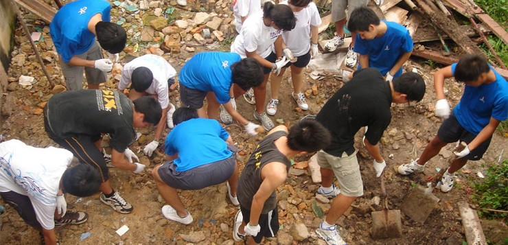 What is Service Learning? Why is it an Important Part of Your Education? | Study and Go Abroad