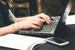 5 Tips to Win Scholarships and Awards!