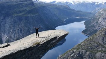 Scandinavian Adventures – A Commerce Student’s Study Abroad in Norway!