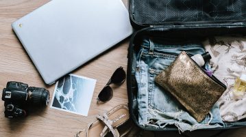 Ultimate Guide to Traveling Light and Dressing Well at the Same Time