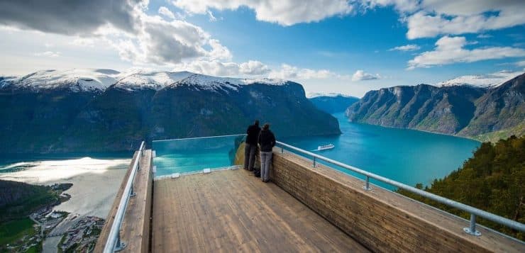 Stegasteinen viewpoint in Aurland