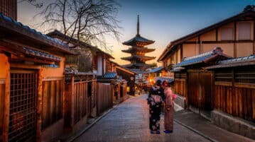 9 Essential Things Students and Tourists Need to Know Before Traveling to Japan