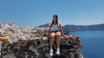 Lorena from Ontario fell in love with Greece on a vacation and ended up enrolling for a Bachelor of Arts